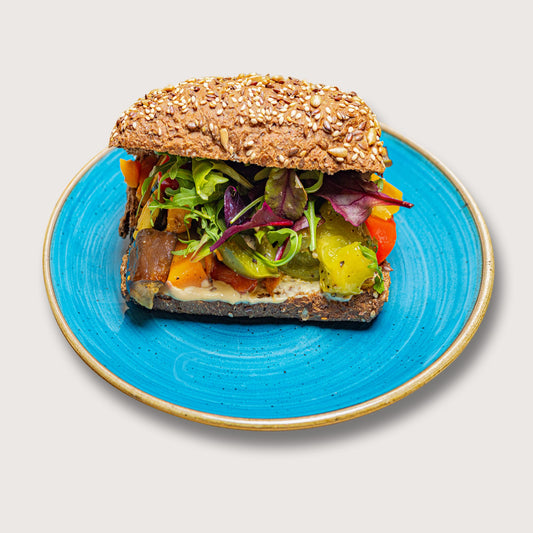 Hummus & Grilled veggies sandwich | Lunch in Amsterdam